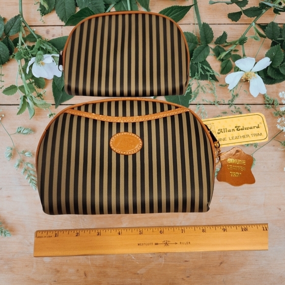 Set of 2 Matching Allen‎ Edward Purse Crossover Makeup Change Brown Stripped NWT - Picture 3 of 6